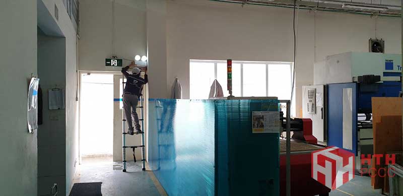 Bảo trì chi tiết đèn thoát hiểm, đèn Exit, đảm bảo đèn hoạt động tốt theo quy định.
