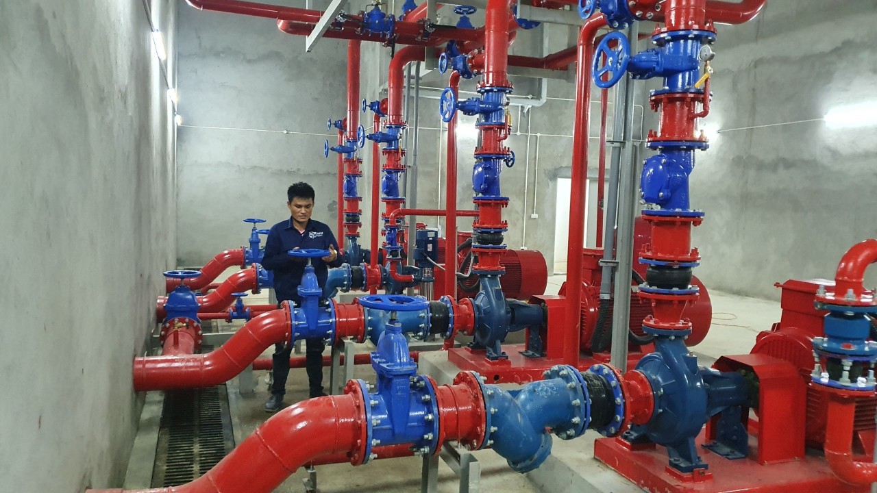 Bảo trì là công việc cần thiết để giữ cho hệ thống cứu hỏa hoạt động tốt.