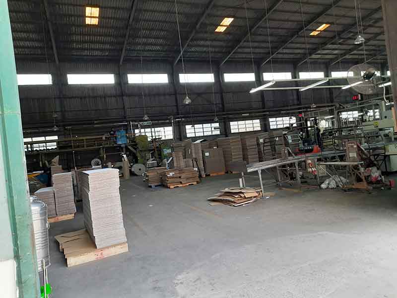 Góc khác của xưởng